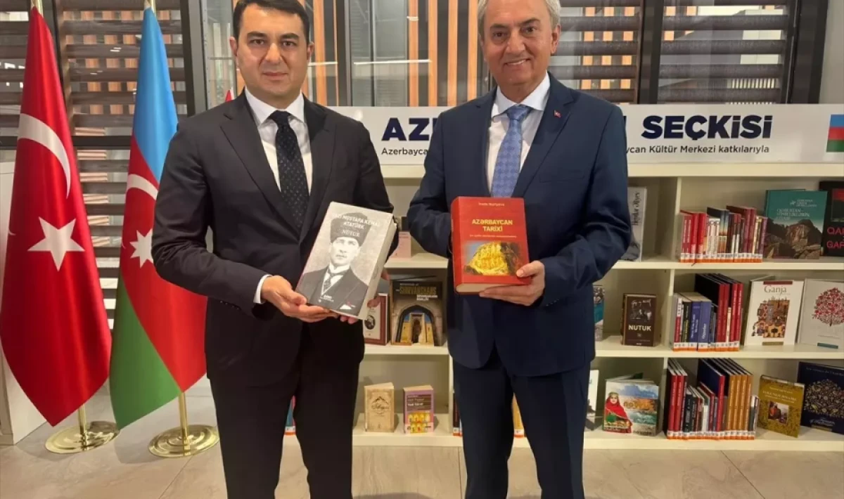 Antalya Kütüphanesi’nde Azerbaycan Seçkisi Oluşturuldu