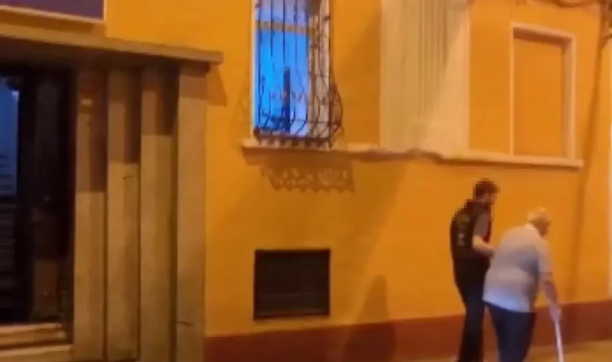 Bastonlu Dede Uyuşturucu Ticareti ile Tutuklandı