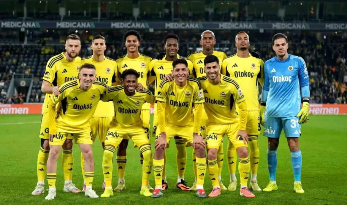 Fenerbahçe, Konyaspor karşısına 3 değişiklikle çıktı