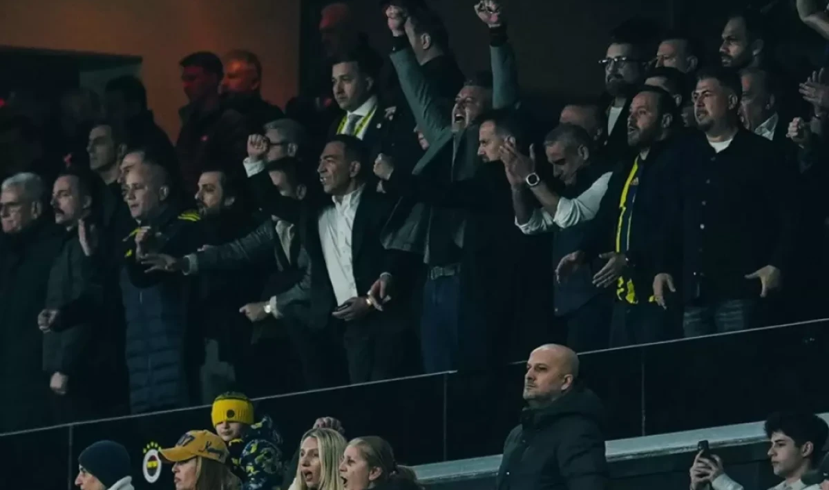 Fenerbahçe son saniyede kazandı, Saran tribünde çılgına döndü