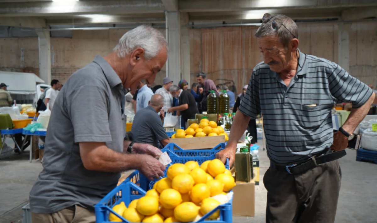 Fiyatı İkiye Katlandı, Pazarcılar İsyanda: "Artık Düğünlerde Takacağız"
