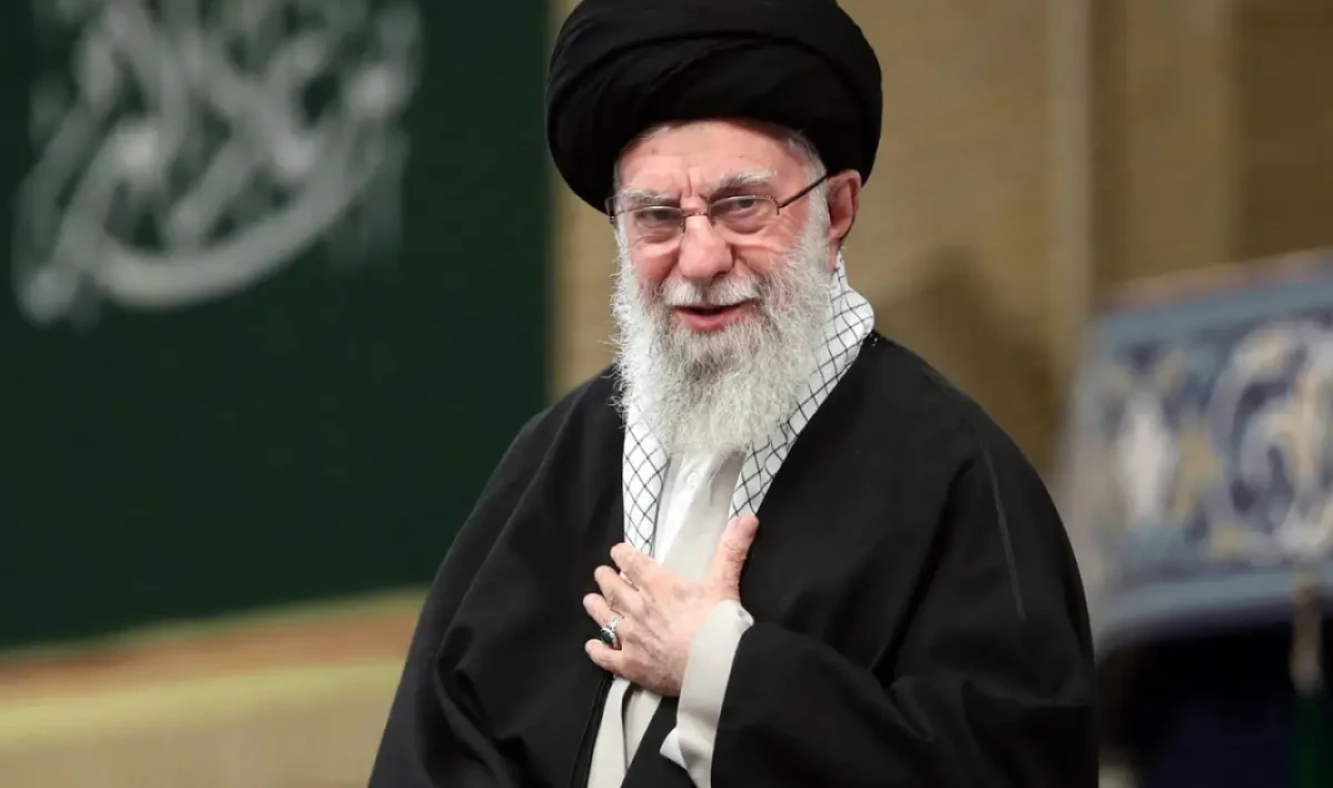 Hamaney’in Ailesiyle İlgili Şaşırtan İddia: “En Yüksek Liderdi Ama Oğullarının Evi Yoktu”