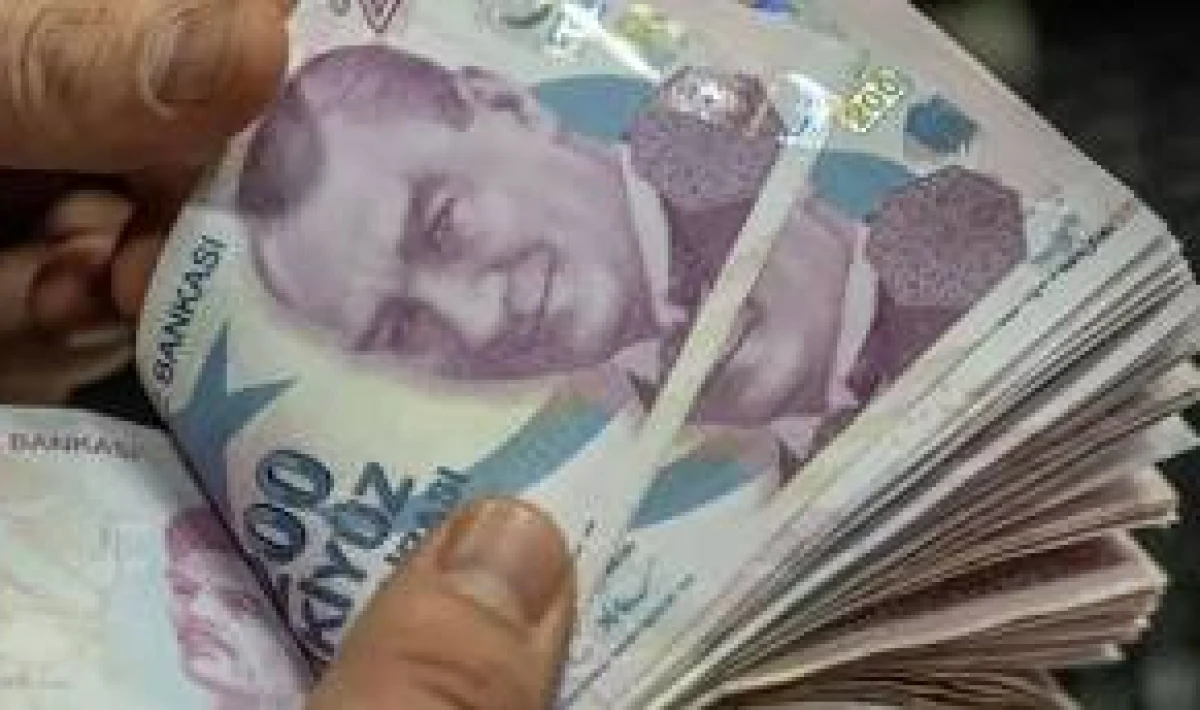 Hükümetin memur ve emekliye yaptığı ilk zam teklifi belli oldu