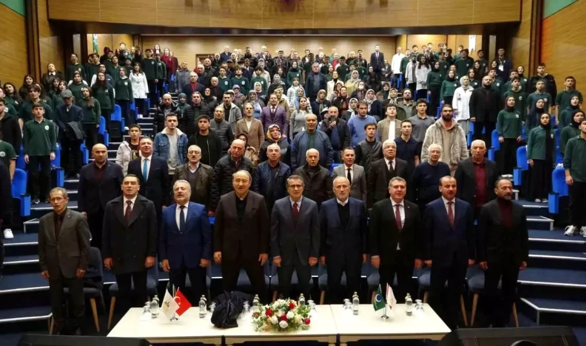 Şenol Güneş’ten Türk Futbolu ve Trabzonspor İçin Yenilenme Çağrısı