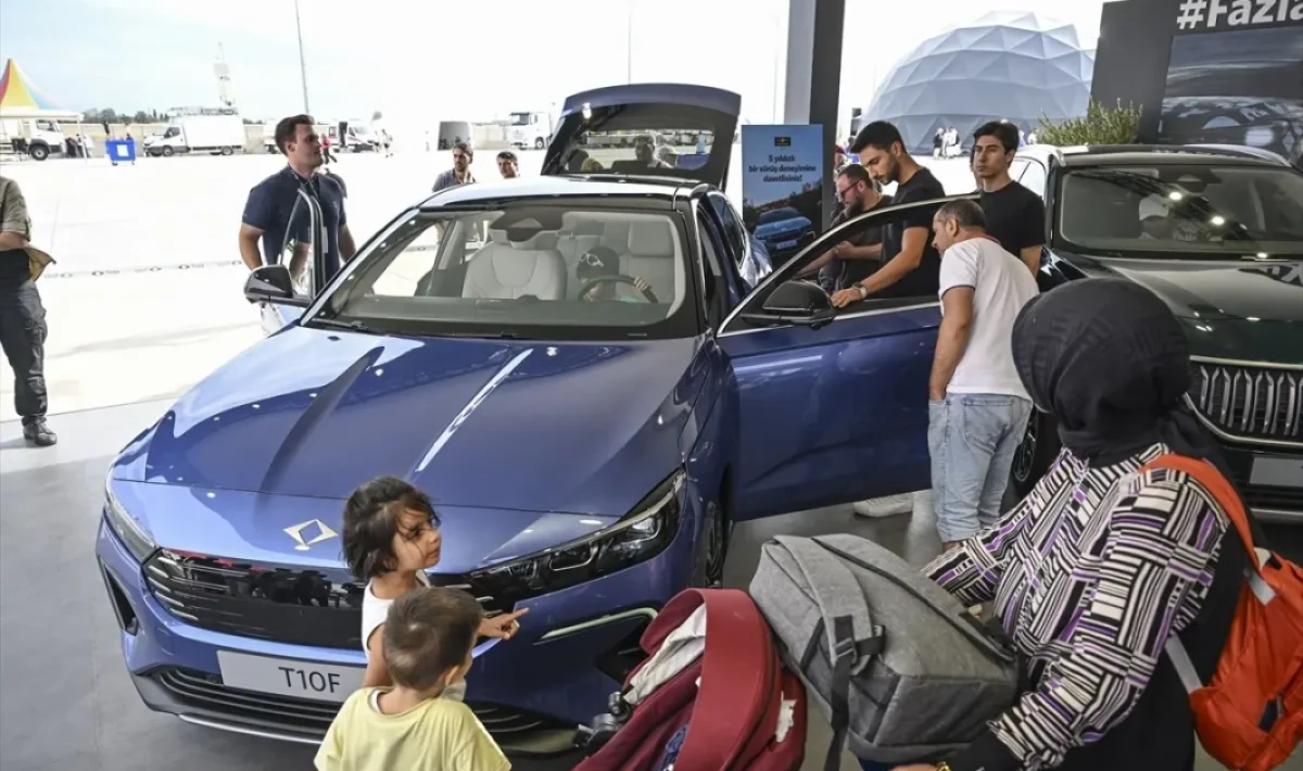 Togg’un Yeni Akıllı Aracı T10F TEKNOFEST İstanbul’da Göz Kamaştırdı