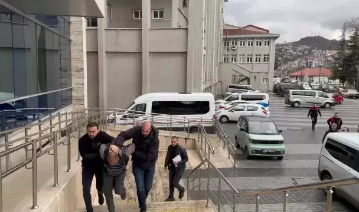 Zonguldak’ta “Eşime neden baktın?” cinayeti